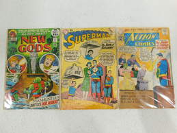 (18) Vintage DC Comic Books Batman New Gods Action Comics + alternative image