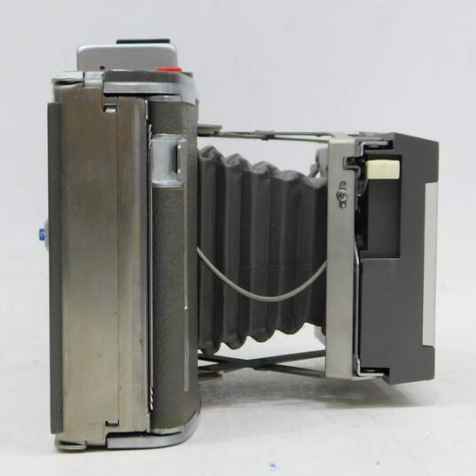 Vintage Polaroid J66 Land Camera w/ Flash & Case image number 3