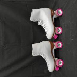 Chicago White Roller Skates Women's Size 8 alternative image