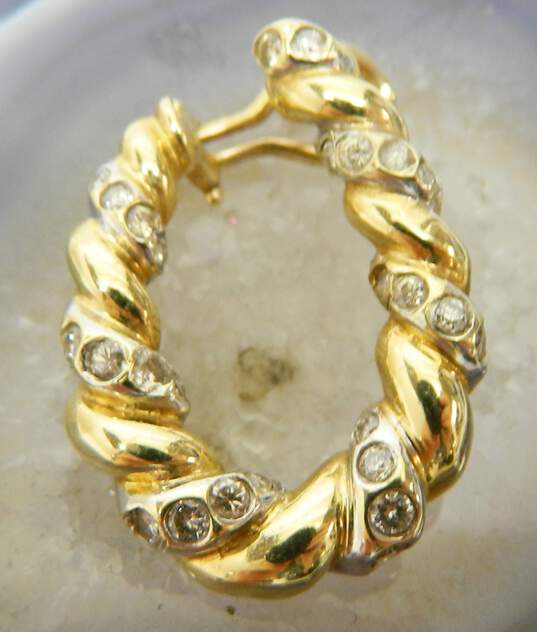14K Yellow Gold 0.80 CTTW Diamond Single Omega Back Hoop Earring 5.9g image number 3