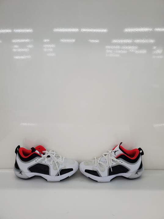 Men Air Jordan XXXVII Low Basketball Shoes Size-9.5 image number 3