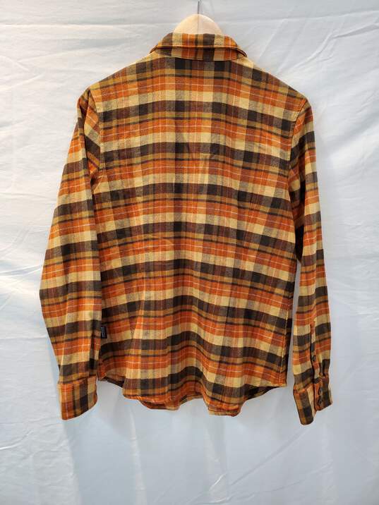 Patagonia Long Sleeve Button Up Flannel Shirt Size S image number 2