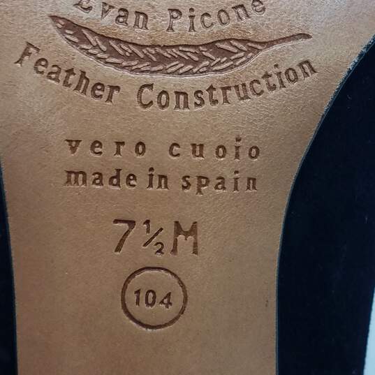 Evan Picone Suede Embroidered Heels Black 7.5 image number 7