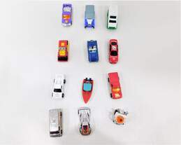 Assorted Lot Of Die Cast Cars Hot Wheels Matchbox Maisto & Others alternative image