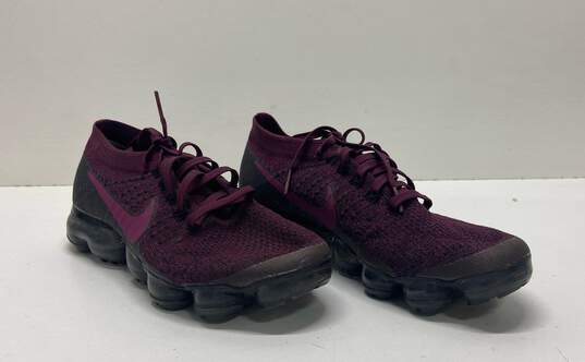 Nike Air VaporMax Berry Athletic Shoes Women's Size 8.5 image number 3