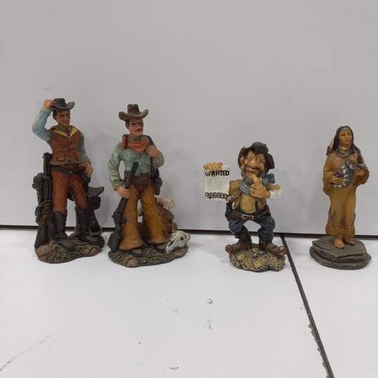 Lot Of 12 Unbranded Western Resin Figurines (11 Cowboys & 1 Native American Woman Holding Baby) image number 5