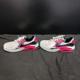 Nike Air Max Sneakers Women's Size 8.5 alternative image