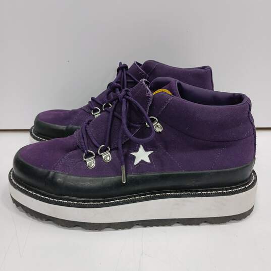 Converse Women's Purple Mid Boot Size 7.5 image number 1