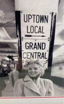 Framed & Matted Black & White Photo of Marilyn Monroe in NYC alternative image
