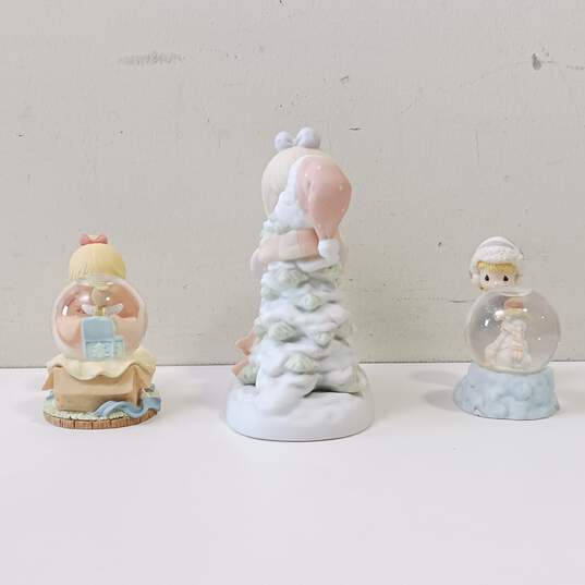 Precious Moments Figurines & Snow Globes Assorted 3pc Lot image number 2