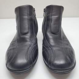 Ecco Women's Black Leather Zipper Ankle Boots Size 40 alternative image