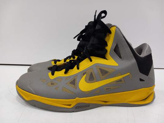 Buy the Nike Hyperchaos Shoes-Size 11 | GoodwillFinds