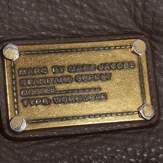 Marc by Marc Jacobs Mocha Pebbled Leather Crossbody Bag image number 4