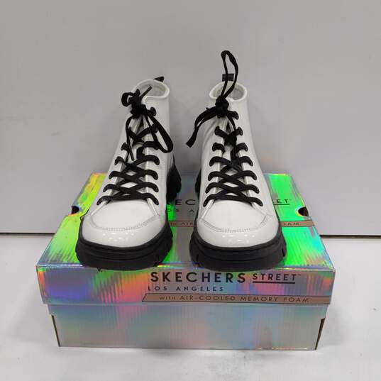 Skechers White Patent Leather Boots Women's Size 7.5 IOB image number 1