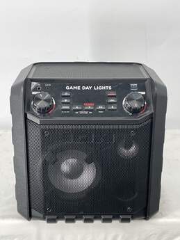 Found this really cool CD player at Goodwill recently for $5. I just bought  speakers and am using a small portable speaker at the moment. 😅💿 :  r/Cd_collectors