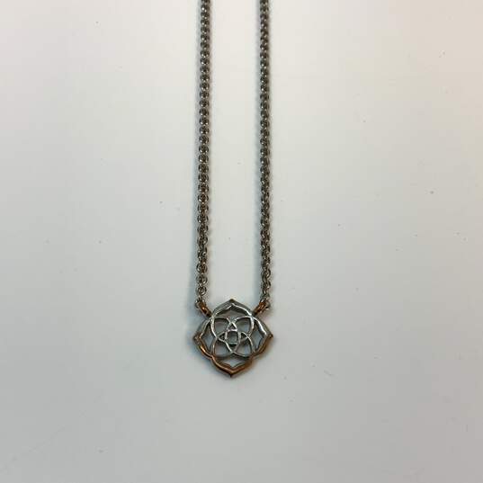 Designer Kendra Scott Silver-Tone Anniversary Dira Pendant Necklace image number 2