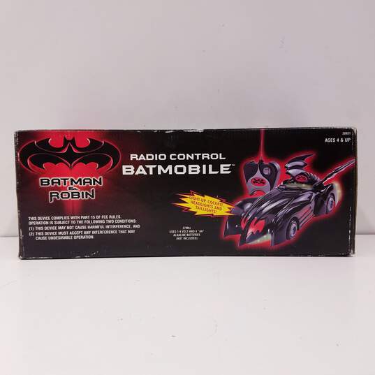 Kenner Batman & Robin Radio Control Batmobile image number 5