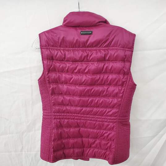 Burberry Brit Magenta Pink Puffer Vest Women's Size Medium - AUTHENTICATED image number 2