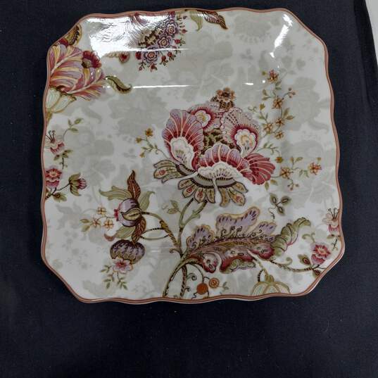 6  222 Fifth Cream Gabrielle Porcelain Dinnerware Plates image number 3