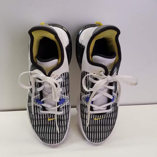 Nike Lebron Witness VI Men Athletics Sneakers Persian Violet/White US 12 image number 6