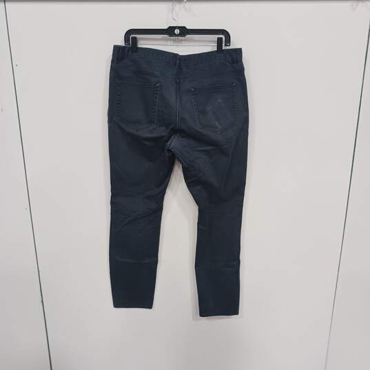H&M Blue Skinny Fit Jeans Men's Size 34 image number 2