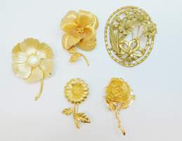 Vintage Monet & Fashion Variety Gold Tone Statement Flower Brooches 122.1g