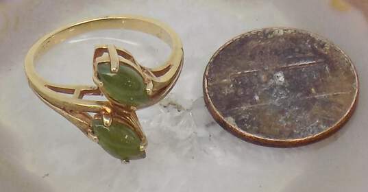 Vintage 10K Yellow Gold Nephrite Toi Et Moi Bypass Ring 2.7g image number 2