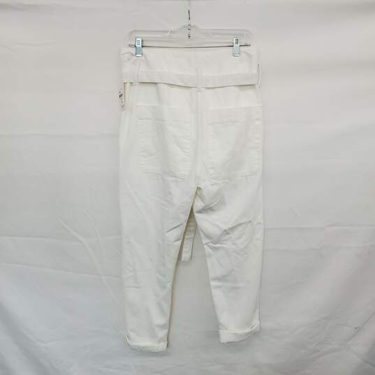 DL 1961 White Cotton High Rise Belted Tapered Jeans WM Size 28 NWT image number 2
