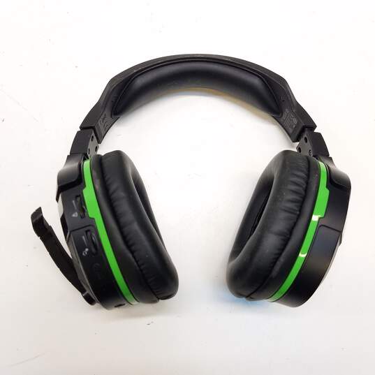 XBOX Turtle Beach Ear Force Stealth 700 Wireless Connection Headset image number 4