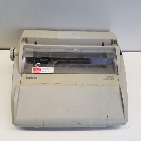 Brother Correctronic Electronic Typewriter GX-6750 image number 2