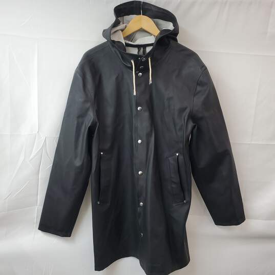 Stutterheim Raincoats Black Hooded Full Snap Men's XL image number 1