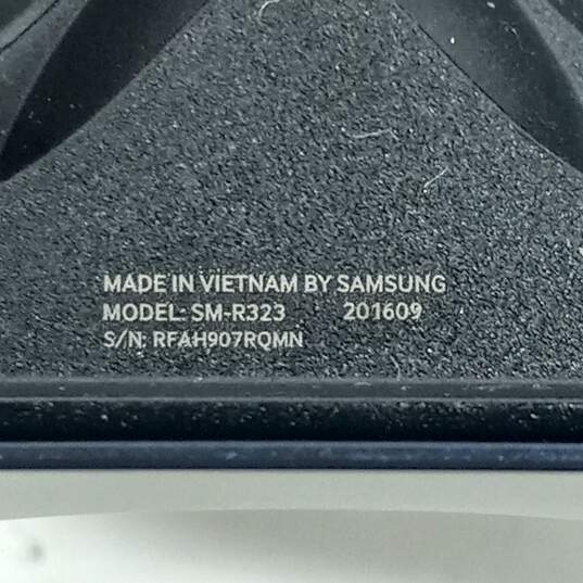 Samsung Gear VR Oculus Headset Only Model SM-R323 image number 8
