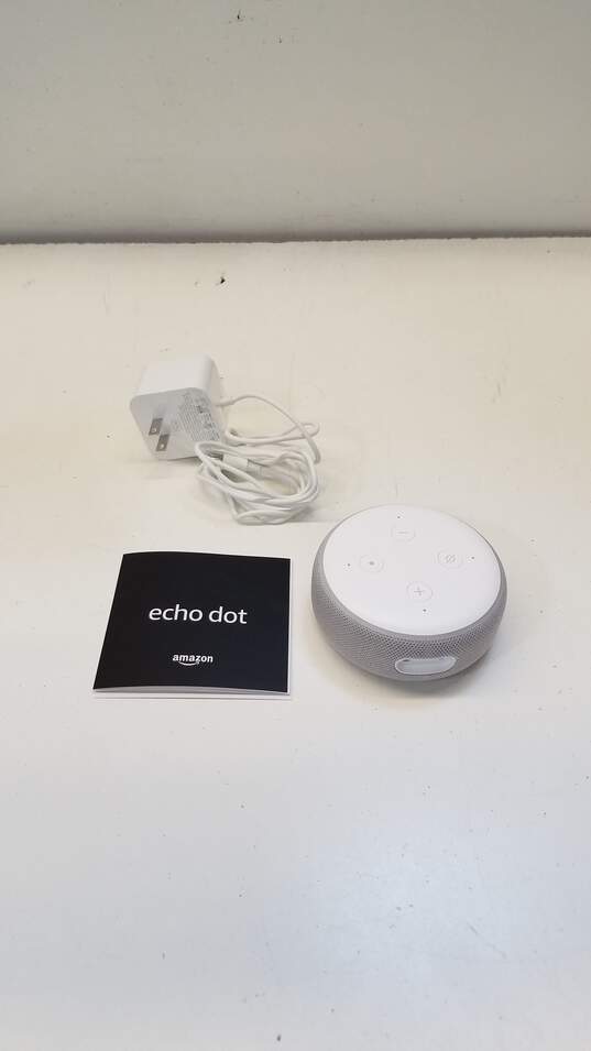 Bundle of 2 Assorted Amazon Echo Dot Speakers image number 7