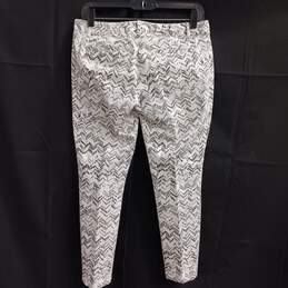 GAP Women's White/Black Printed Skinny Mini Skimmer Khakis Size 0P alternative image