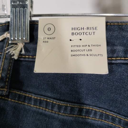 NWT Womens Regular Fit High Rise 5-Pocket Design Bootcut Leg Jeans Size 0/25R image number 4