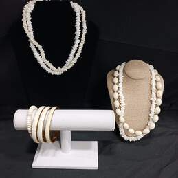 8pc Lot of Assorted White & Ivory Tone Fashion Jewelry