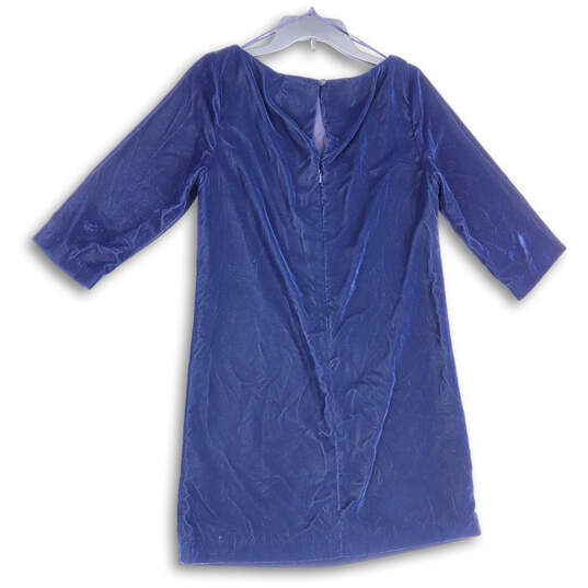 Womens Blue Velvet Round Neck 3/4 Sleeve Back Zip Shift Dress Size 6 image number 2
