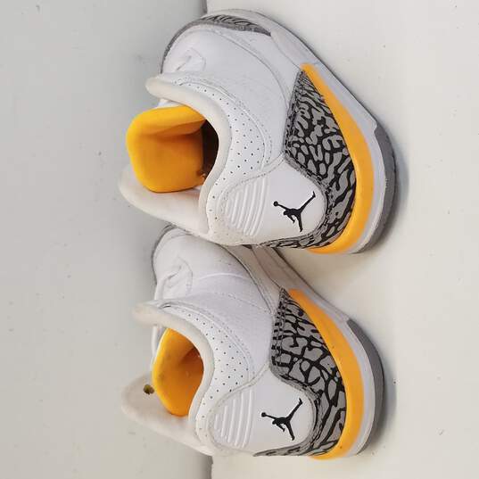 Nike Air Jordan 3 Retro White Toddler Shoes Size 8C image number 4