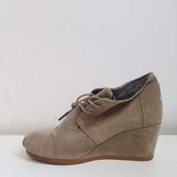 Toms Grey Wedged Boots Size 6.5 alternative image