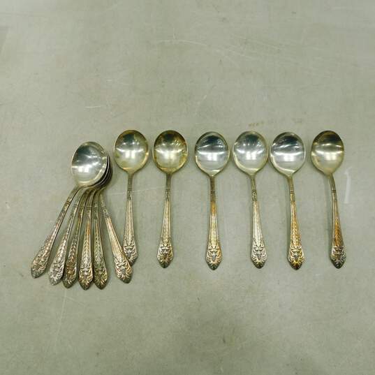 1847 Rogers Bros Marquise Vintage Silver Plate Flatware Set With Case image number 2