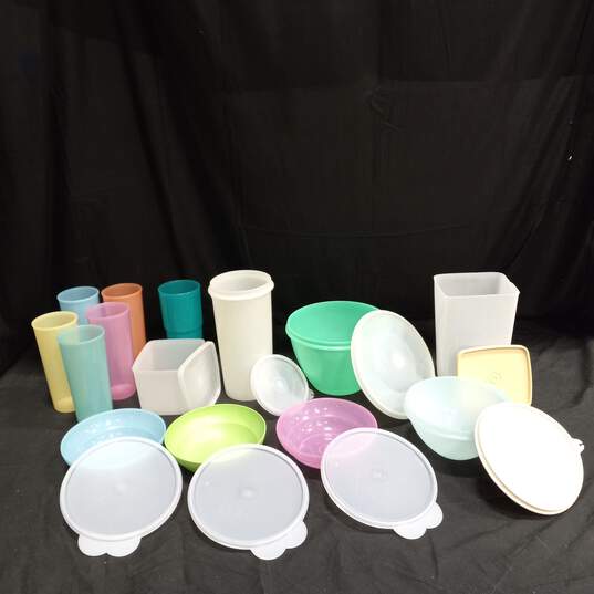 Tupperware Bowls and Cups image number 1