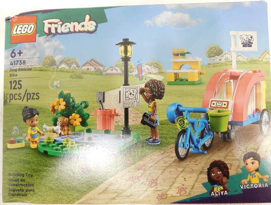 LEGO Friends 41723 Donut Shop, 41738 Dog Rescue Bike, and 30633 Skate Ramp (Set of 3) image number 5