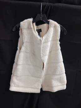 Style & Co.  Women's White Faux Fur Vest Size XS