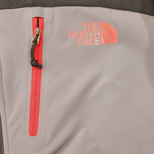 The North Face Dark Grey Zip Up L image number 5