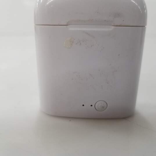 Wireless Earbuds w/ Case (Untested) image number 3
