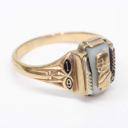 10K Yellow Gold Mother of Pearl 1968 Class Ring Size: 8 - 3.7g image number 4