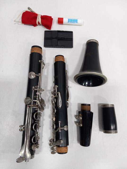 Selmer CL300 Clarinet W/ Case image number 2