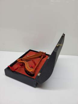 VTG. MV016A Miniature Wood Harp Model In Box alternative image