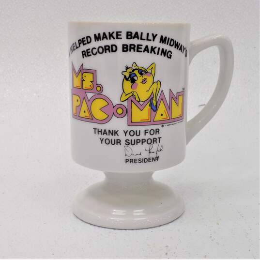 VNTG Ms. Pac-Man Bally Midway Employee Thank You Glass Pedestal Mug Cup image number 7