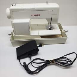 Singer Electronic Sewing Machine 2502C in Case Untested
